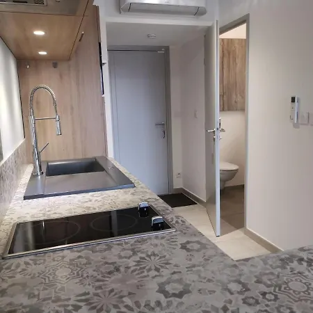 Ofdl B T1 - Briotine Foyalais Apartment